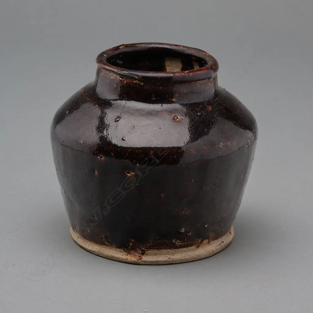 Stoneware jar – China - late 19thC, Image 1++